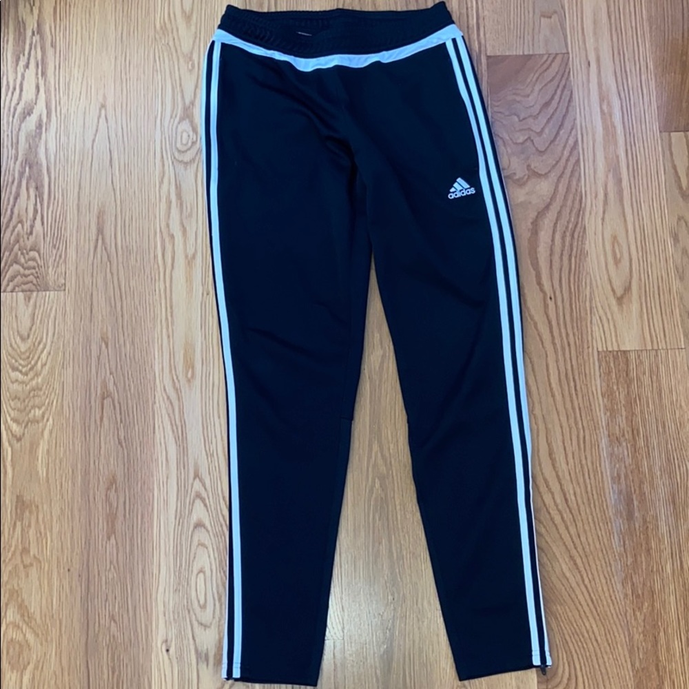 Adidas sweatpants